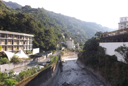 廬山温泉を流れる塔羅湾渓